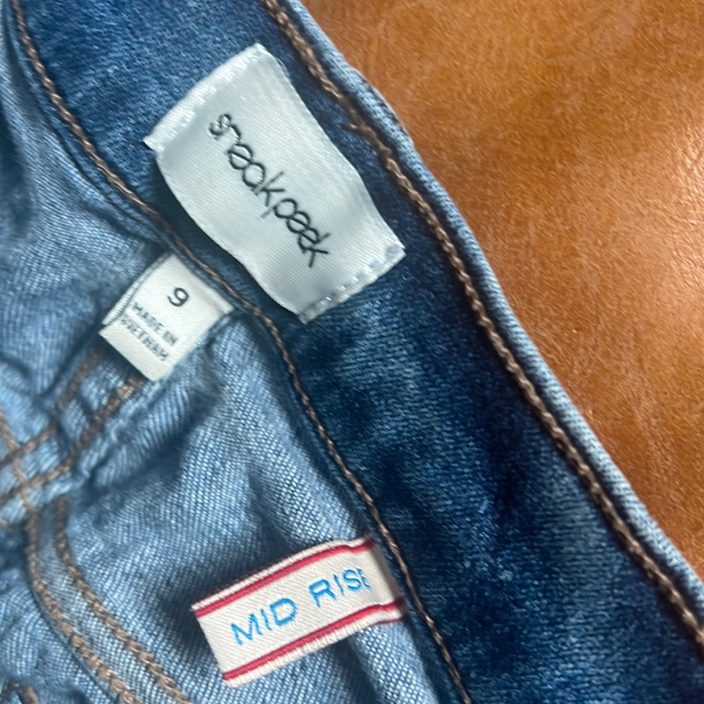 Blue Jeans - Picture 4 of 5